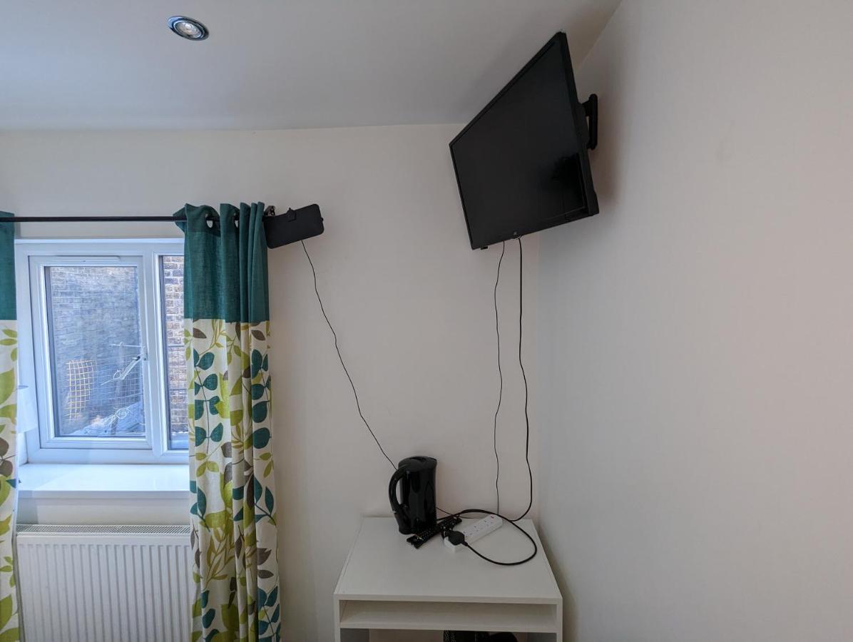 ホテル Mile End- Prime Location ロンドン エクステリア 写真
